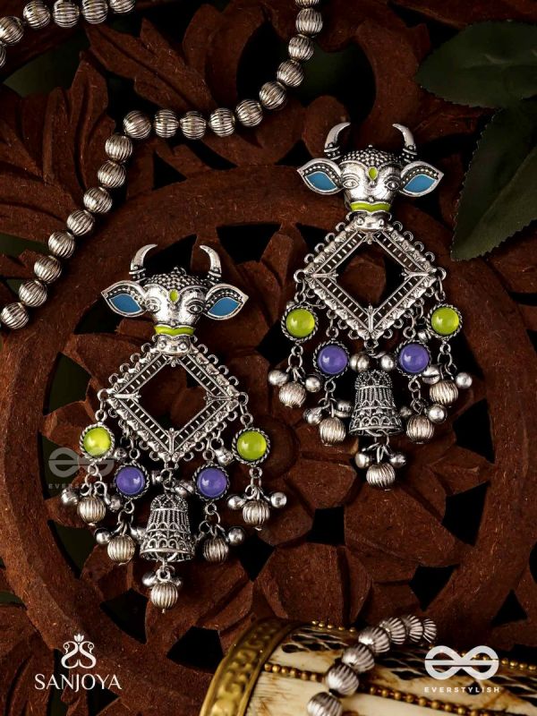 NANDI MANIKARNA- NANDI STONE EARRINGS-OXIDIZED EARRINGS FEATURING A BULL FACE, ADORNED WITH STONES AND GHUNGHROOS
