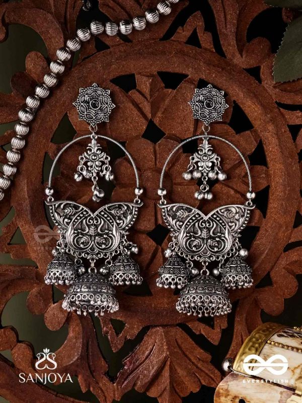  CHANDRAVALLARI-MOON VINE-SUBTLE SILVER CHANDBAALI ADORNED WITH GHUNGHROO'S