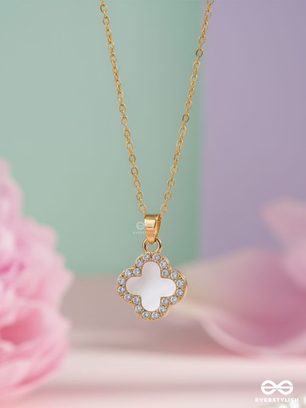 Mystic Clover - Crystal Embellished 2-in-1 Pendant (Black and White)