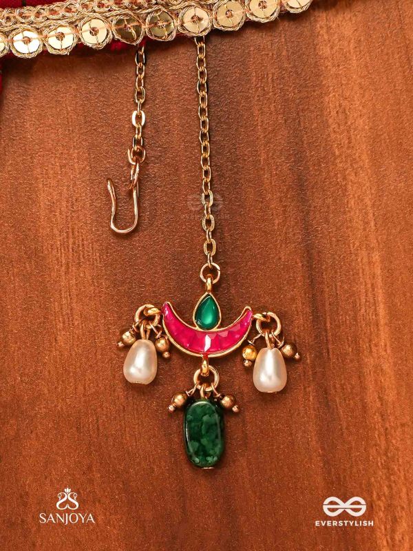 TRIKONIKA - TRIANGULAR BEAUTY- MAANGTIKA WITH RED CRESCENT, PEARLS AND BEADS