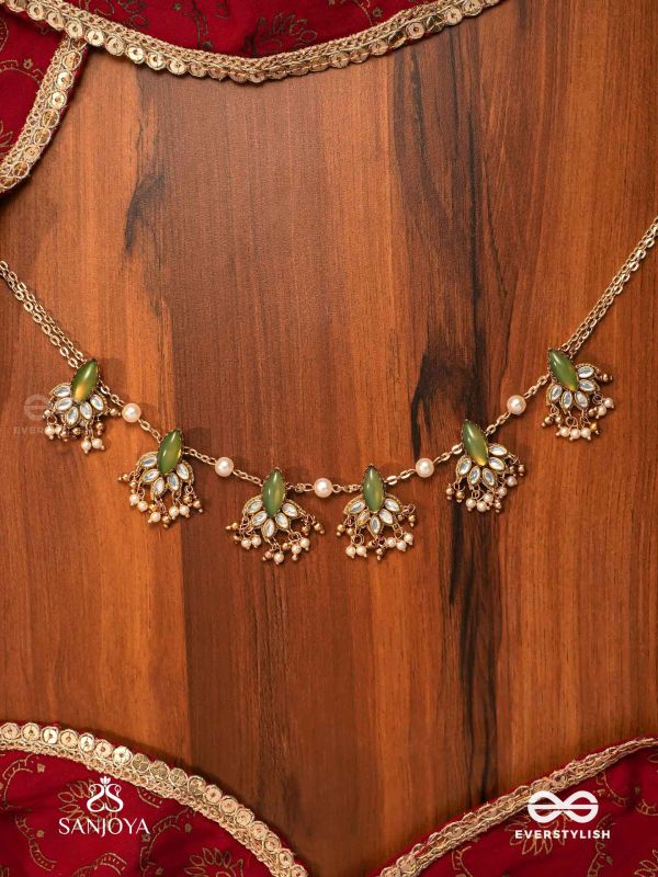 KSHAMINI - GRACEFUL LADY- SLIM CHAIN DESIGN KUNDAN NECKPIECE WITH LEAF DESIGN