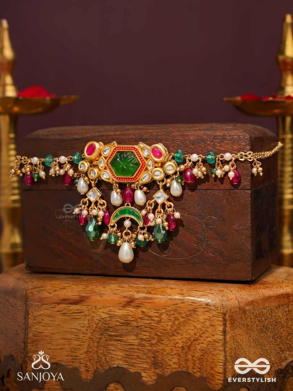 HARARASA - ESSENCE OF GREEN- KUNDAN NECKPIECE WITH PEARLS, BEADS AND GEMSTONE
