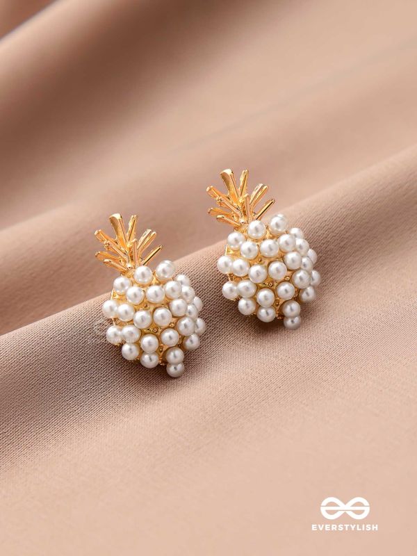 PEARL PINE- EXQUISITE PEARL CLUSTER EARRINGS