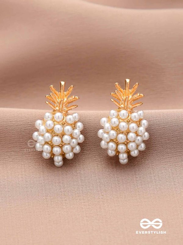 PEARL PINE- EXQUISITE PEARL CLUSTER EARRINGS