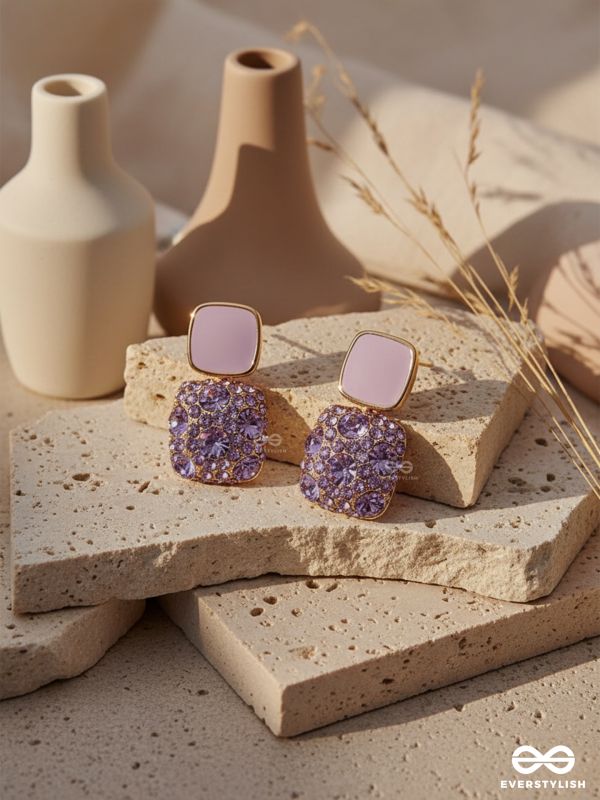 CRYSTAL BYTE – LILAC SHINE STUDS WITH CRYSTAL-CANDY STONES