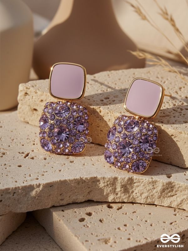 CRYSTAL BYTE – LILAC SHINE STUDS WITH CRYSTAL-CANDY STONES