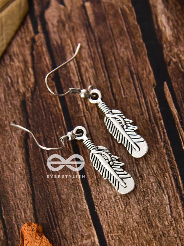 The Dangling Intricate Leaves - Tiny Trinket Earrings
