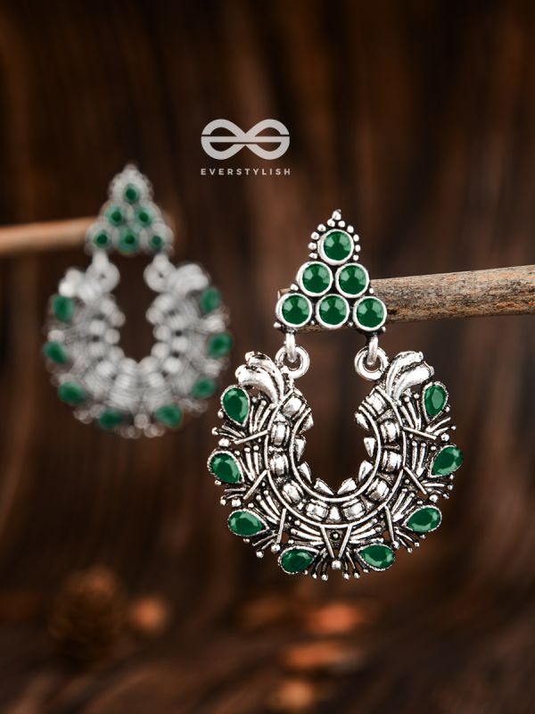 An Intricate Shimmer (Emerald Green) - The Embellished Oxidised Collection