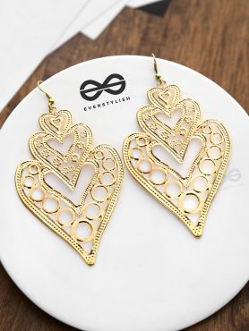 The Multilayered Intricate Hearts - The Golden Charm Collection