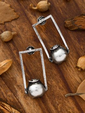 The Dangling "Matka" - Oxidised Boho Earrings