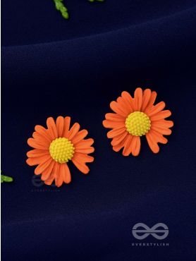 FORGET-ME-NOT - CASUAL STUD EARRINGS (ORANGE)
