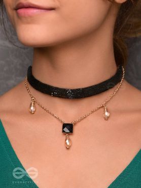 Magic In Darkness - Statement Choker Neckpiece With Anti-Tarnish Coating 