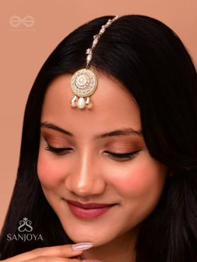 AATIPIYA - A SUNNY PARADISE - PEARLS AND GLASS BEADS EMBROIDERED MAANGTIKA