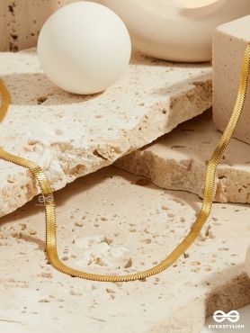 SERENE STREAM - STAINLESS STEEL ANTI-TARNISH GOLDEN MINIMALIST NECKLACE