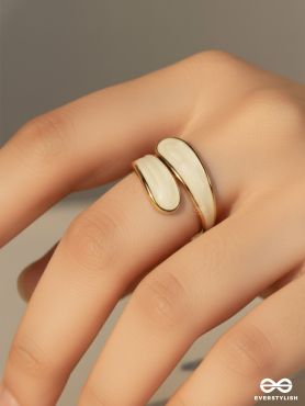 POISED EMBRACE - STAINLESS STEEL ANTI-TARNISH ENAMELLED RING