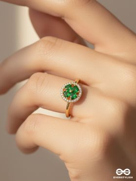EMERALD ESSENCE - ANXIETY SPINNING RING INLAID WITH CUBIC ZICRONIA STONES