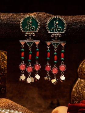 TRIBAL TROT – ENAMELLED MOTIF EARRINGS 