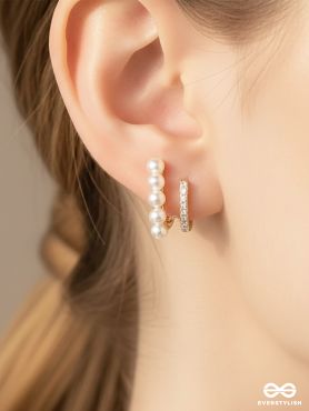 BLINK PEARL BAR – TRENDY STUD EARRINGS