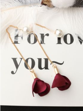 Hanging in balance Pearl and Flowers Needle Earrings- Wine