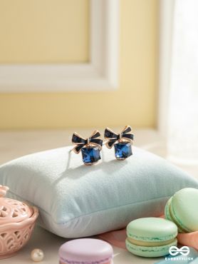 A Pinch of Cuteness - Little cubic bow Earrings 