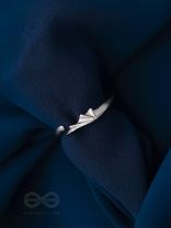 The Crowning Touch- Classy Silver Ring