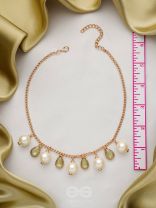 The Daisy Shrub- Golden Embellished Necklace