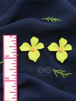 THE FLORAL FINESSE - GORGEOUS STATEMENT STUDS (LEMON)
