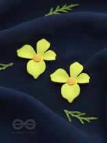 THE FLORAL FINESSE - GORGEOUS STATEMENT STUDS (LEMON)