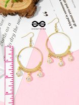 The Glamorous Circles - Shimmery Droplet Danglers