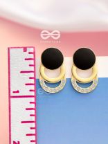The Classy Geometry - Golden Statement Earrings