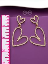 The Glamorous Hearts - Embellished Golden Earrings