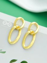 Delicate Interwined Gold Chain Dangler Earrings