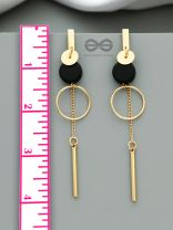 The Dangling Chic Geometry - Golden Casual Earrings