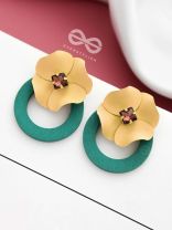 THE FLORAL MESMERISERS - STATEMENT STUD EARRINGS (Mellow)