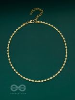 Elegance around my Neck - Golden Statement Neckpiece