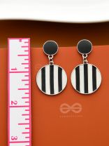 A CLASSY AFFAIR - SILVER STRIPED EARRINGS