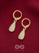Sparkling Mist Droplets- Rhinestones Studded Golden Earrings