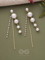 Moon Drops- Golden Pearl Earrings
