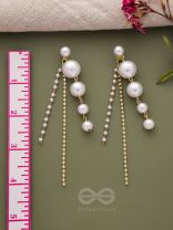 Moon Drops- Golden Pearl Earrings