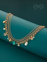 Beach'in- Multicolored Stones Studded Golden Neckpiece