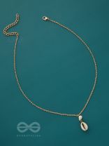 Beach Nostalgia- Golden Seashell Necklace
