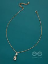 Beach Nostalgia- Golden Seashell Necklace