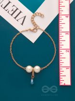 Drip-Drop Rain- Golden Pearls and Bead Anklet