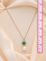 Flora n Fauna- Golden Pearl Necklace