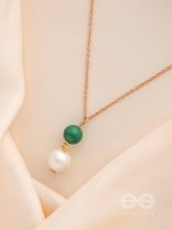 Flora n Fauna- Golden Pearl Necklace
