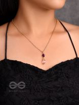 A Study in Scarlet- Golden Glass Bead Necklace