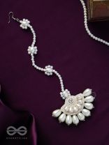 SAIKAVALI - DECORATED WITH PEARLS - STONE, BEADS AND PEARLS EMBROIDERED MAANGTIKA