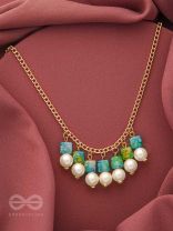 April Shower- Golden Pearls Necklace