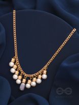 Glowing Lanterns- Golden Pearls Necklace