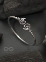 The Black Swan- Oxidised Bangle Bracelet